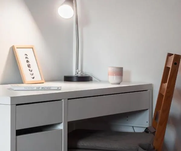 Urocze Mieszkanie Z Ogrodkiem I Bezplatny Parking * Vratislav