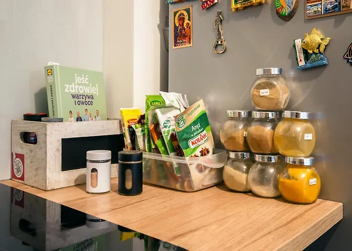 Urocze Mieszkanie Z Ogródkiem I Bezpłatny Parking